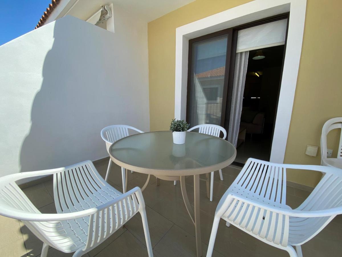 Kyklades * Paralimni